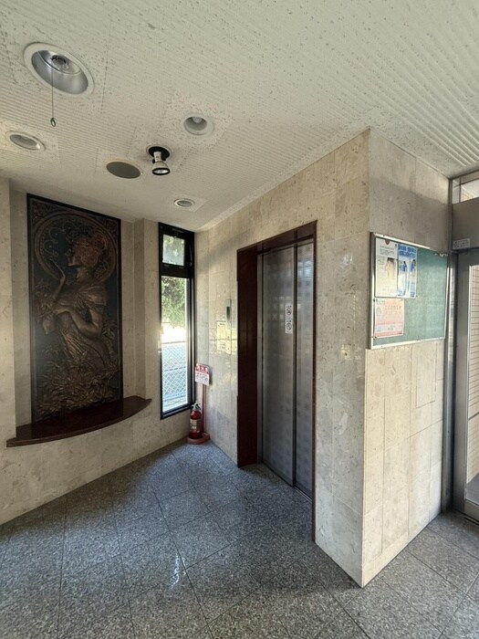 カーサ箱崎の物件外観写真