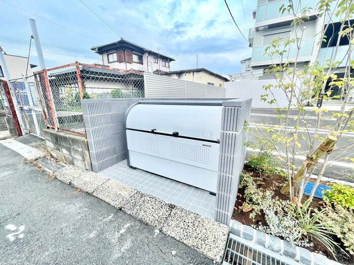 クレスティークの物件外観写真