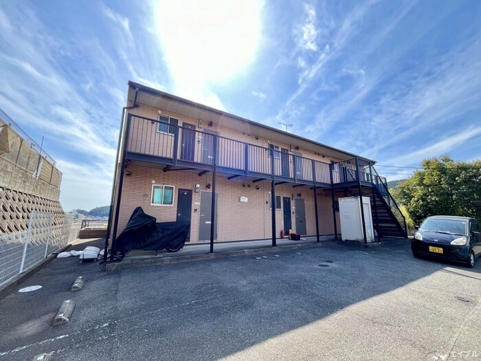 アム－ル樟（クスノキ）の物件外観写真