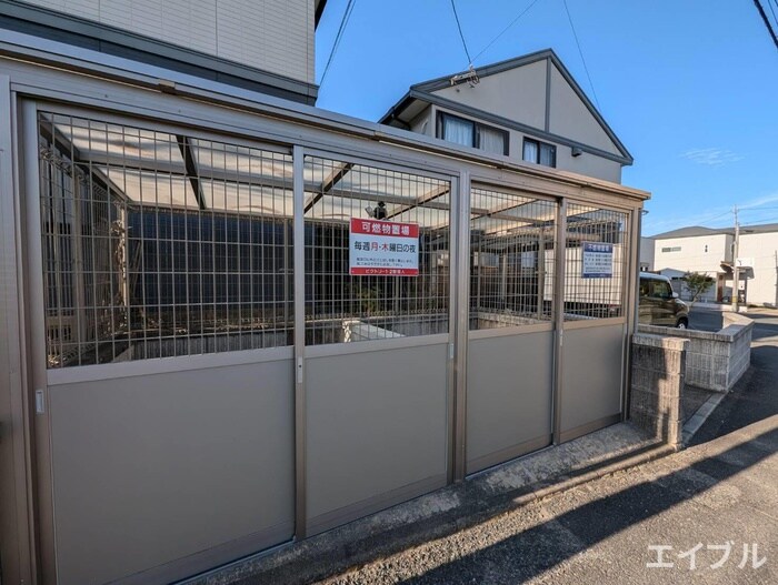 ビクトリ－ⅡＢ　上の園の物件外観写真