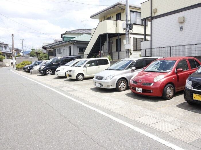 サティ春日Ⅱの物件外観写真