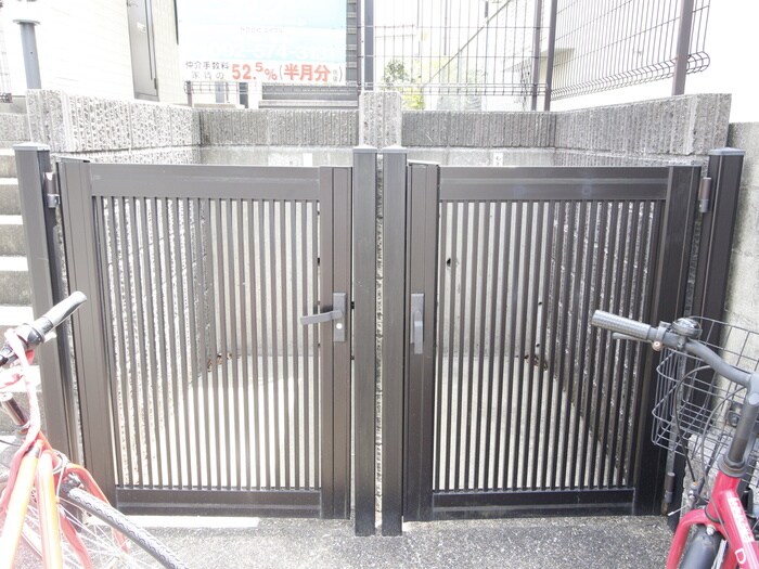 サティ春日Ⅱの物件外観写真