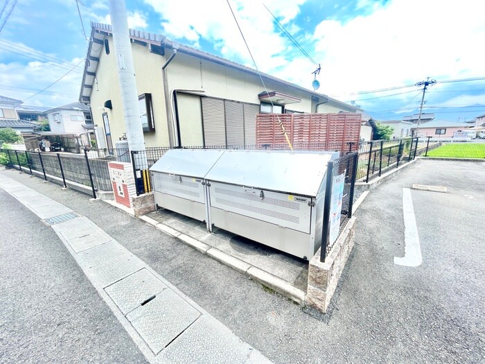 ミニヨン　A棟の物件外観写真