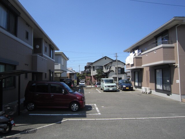 グランシャリオ古賀の物件外観写真