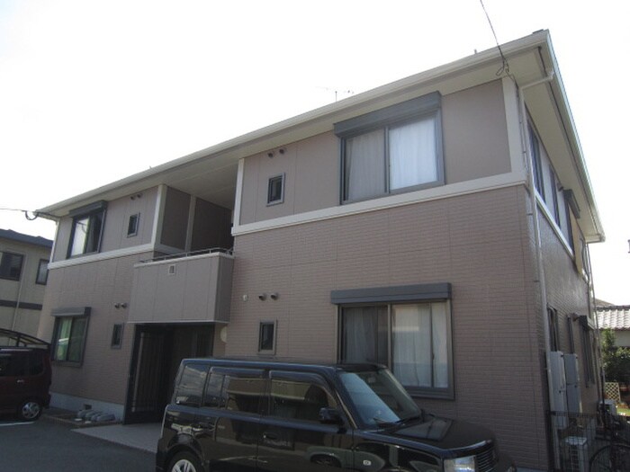 グランシャリオ古賀の物件外観写真