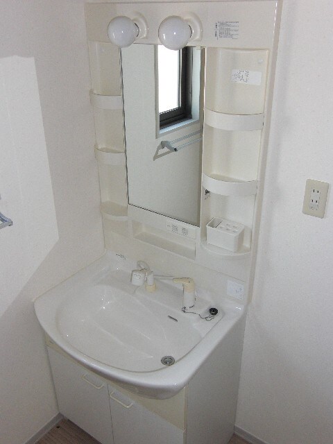 グランシャリオ古賀の物件内観写真