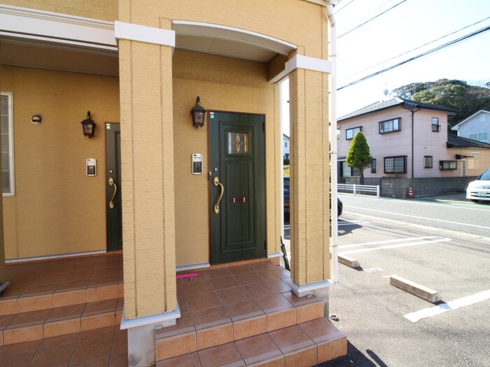 フェリ－チェⅡの物件外観写真