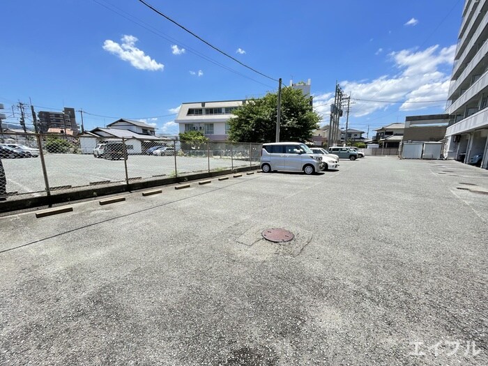 gruの物件外観写真