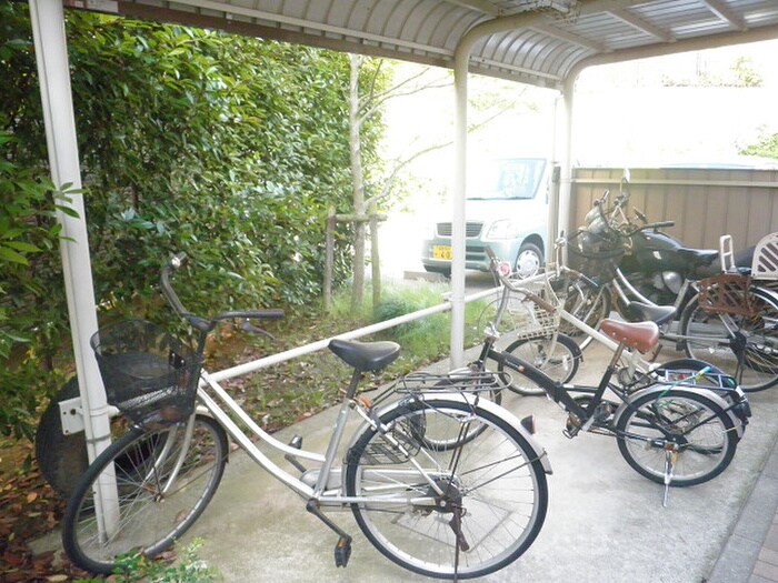 ラヴィアンローズの物件外観写真