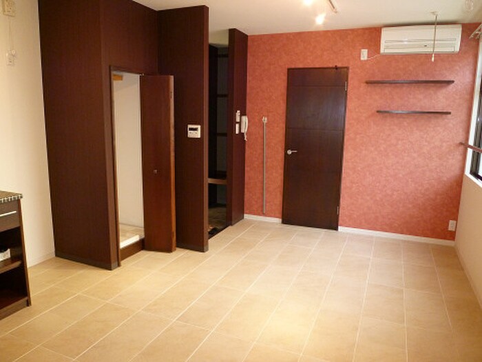 エボリューション高田の物件内観写真