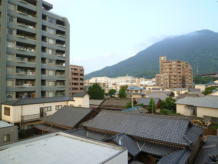 エボリューション高田の物件内観写真