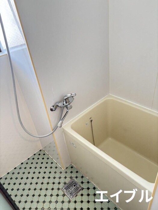 メゾンドブランシュ鴨池の物件内観写真