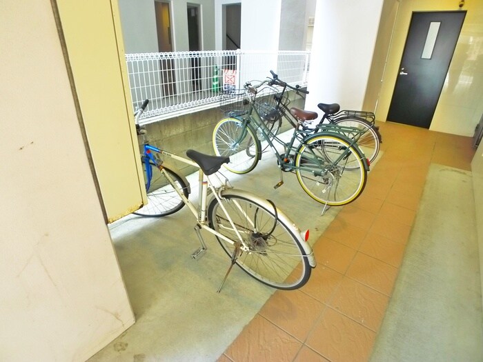 エルシオン騎射場の物件外観写真