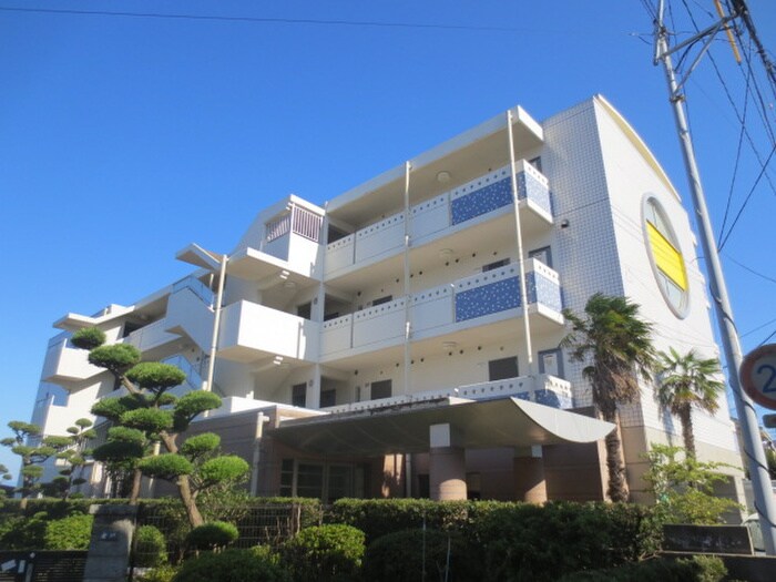 カノン横浜の物件外観写真