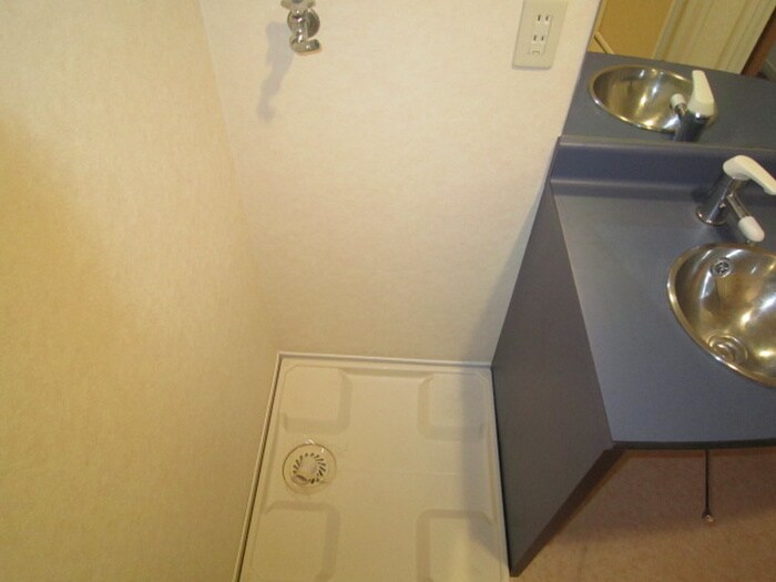 カノン横浜の物件内観写真