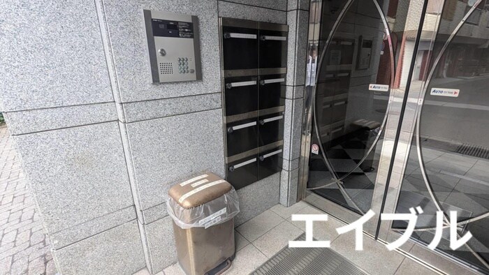 クローバーホフの物件外観写真