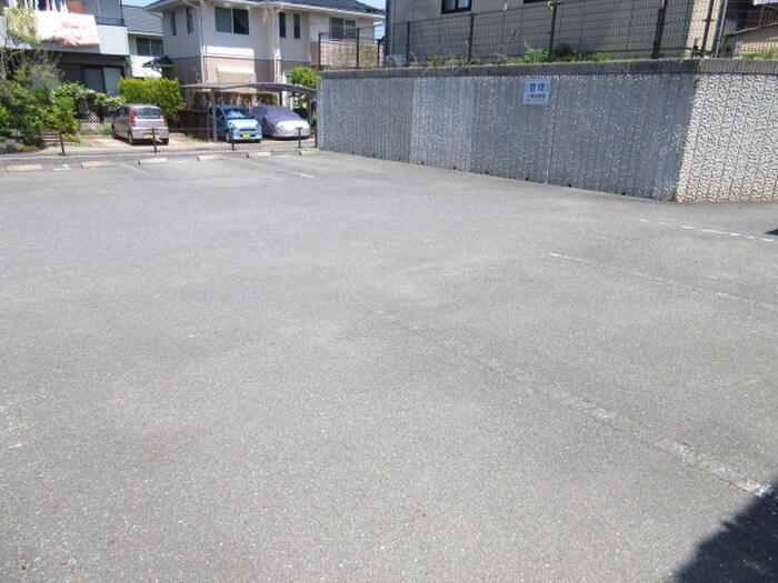 メゾン・ドゥ・ハ－バ－Ｂの物件外観写真