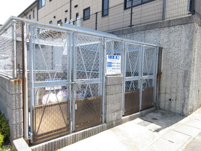 メゾン・ドゥ・ハ－バ－Ｂの物件外観写真