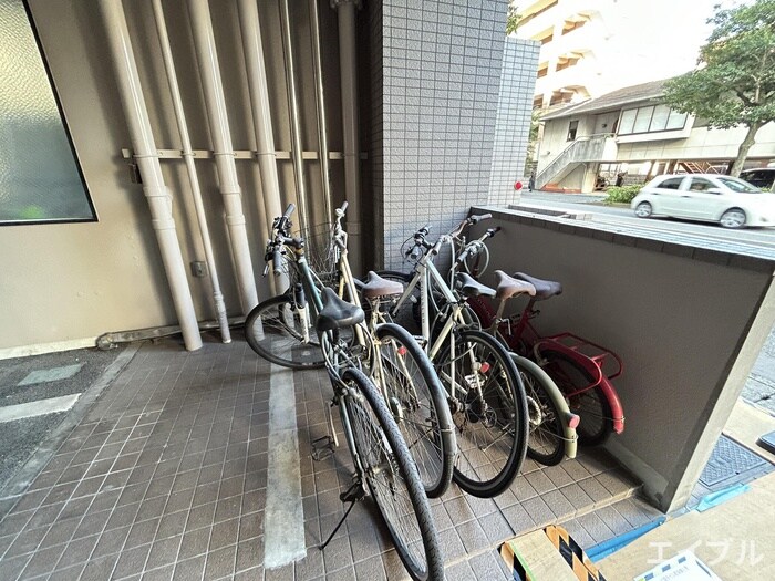 クレーネ平尾の物件外観写真