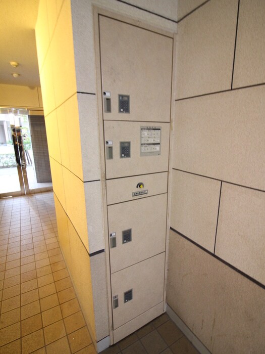 クレーネ平尾の物件外観写真