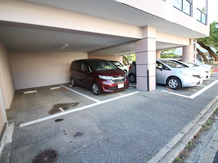 クラッシー室見の物件外観写真