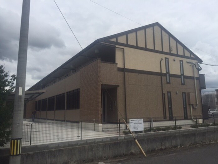 イーストヴィレッジ野口の物件外観写真