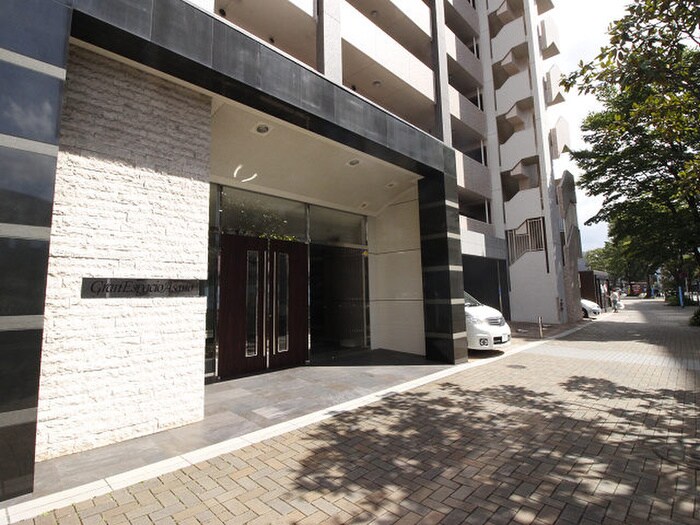 グランエスパシオ浅野の物件外観写真