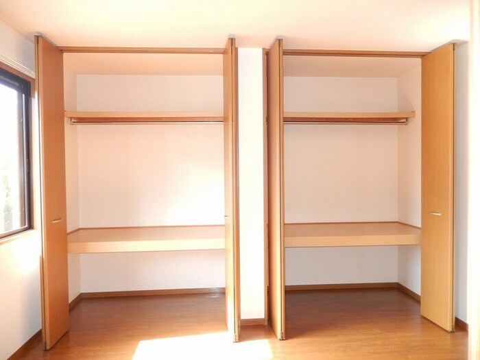 レインボー清水　Ａ棟の物件内観写真