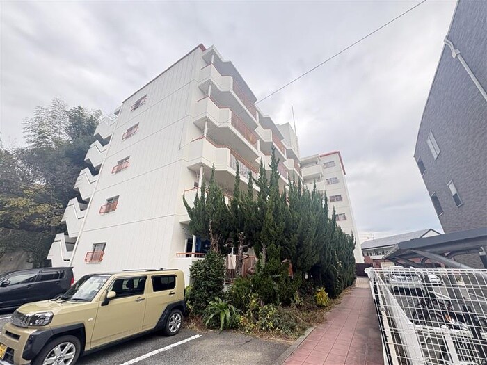 さくらビルの物件外観写真