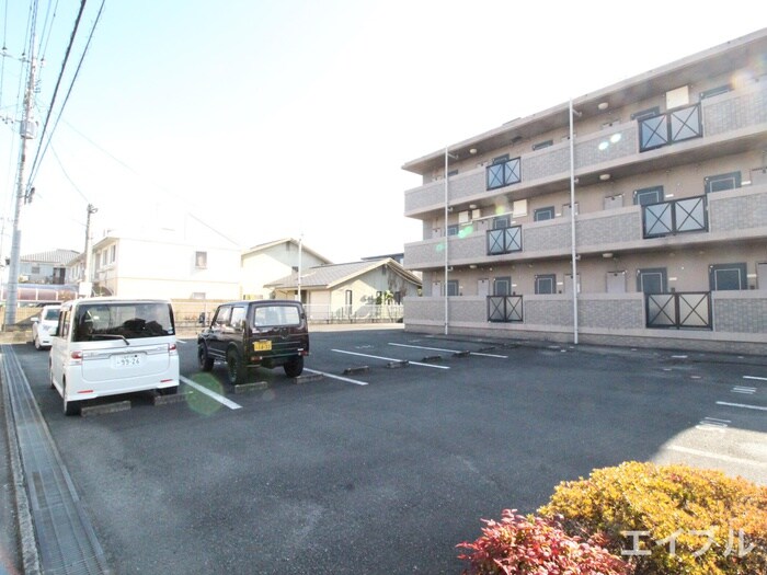 ペルレパークＢの物件外観写真