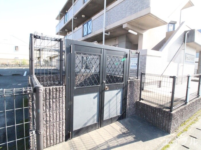 ペルレパークＢの物件外観写真