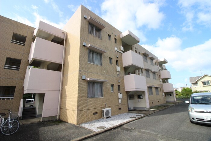 桜ハイツの物件外観写真