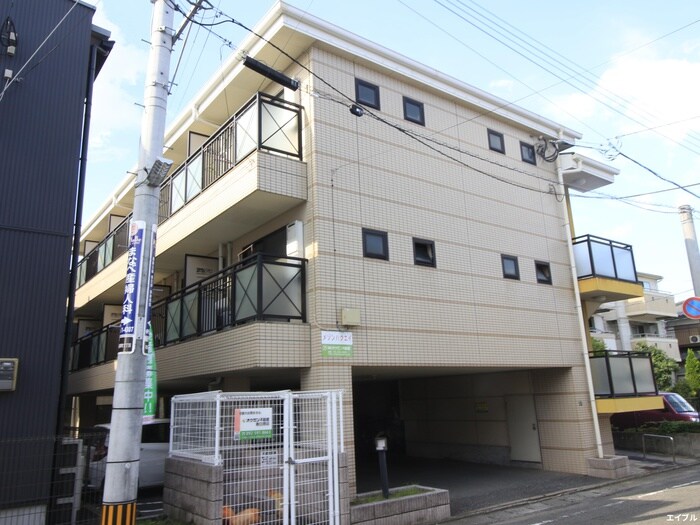 メゾンハクエイの物件外観写真