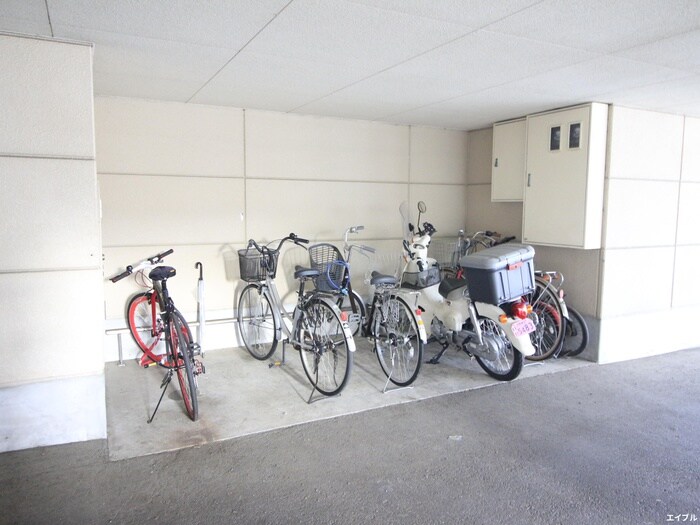 メゾンハクエイの物件外観写真