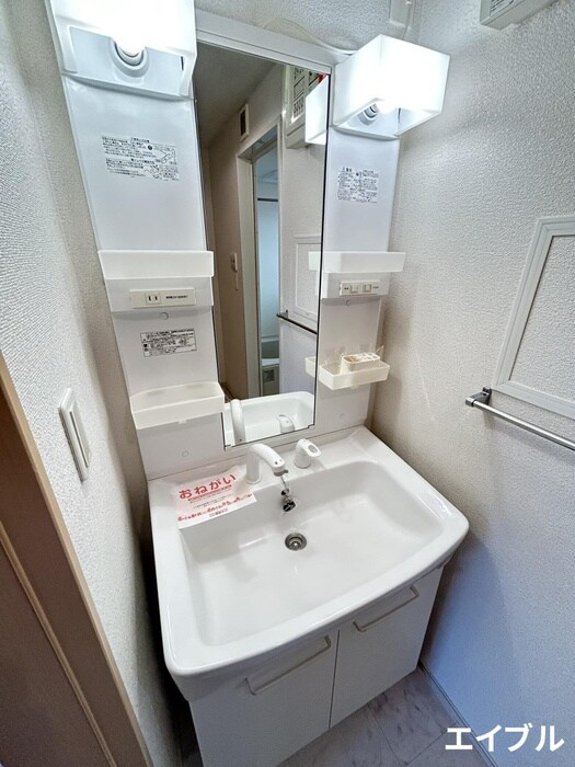 エレガンテヴィラⅡの物件内観写真