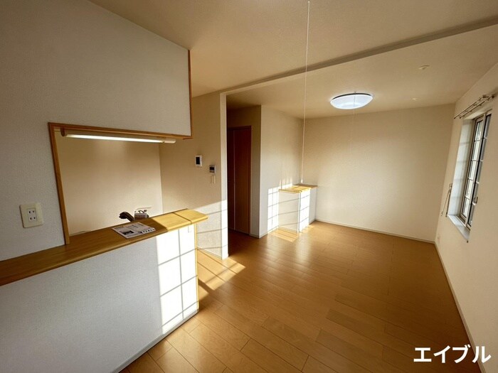 エレガンテヴィラⅡの物件内観写真