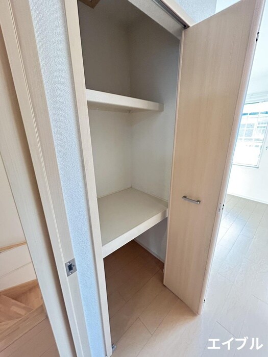 エレガンテヴィラⅡの物件内観写真