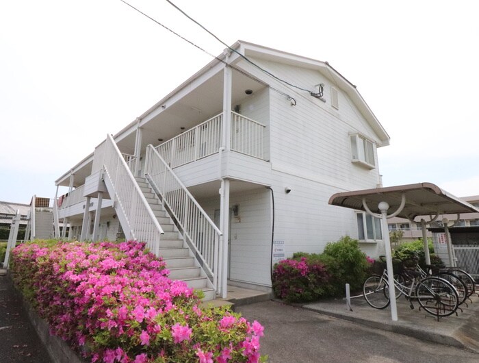 サクセスハイツの物件外観写真