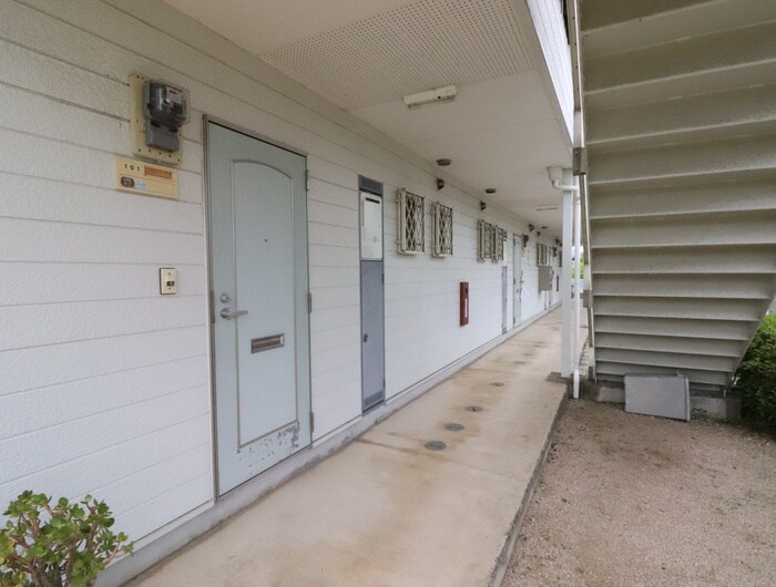 サクセスハイツの物件外観写真