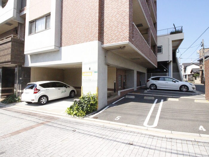 アイランドコート別院の物件外観写真