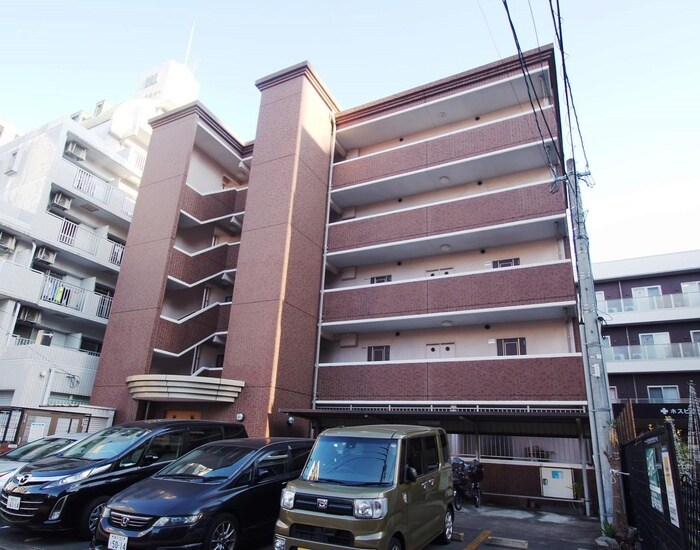 ミュゼドゥエトワールの物件外観写真