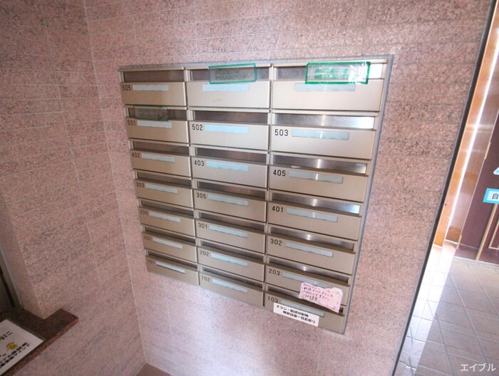 ミュゼドゥエトワールの物件外観写真