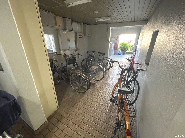 吉田ビルの物件外観写真