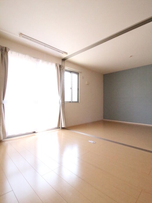 アヴリルの物件内観写真