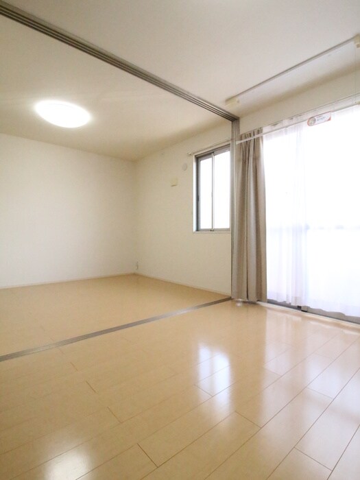 アヴリルの物件内観写真