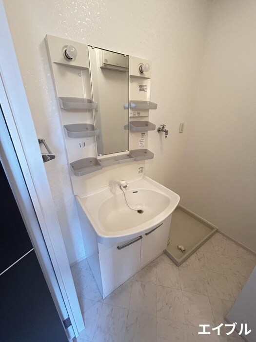 アヴリルの物件内観写真