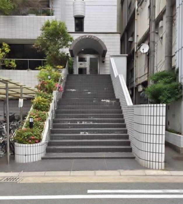 アバンダント８４の物件外観写真