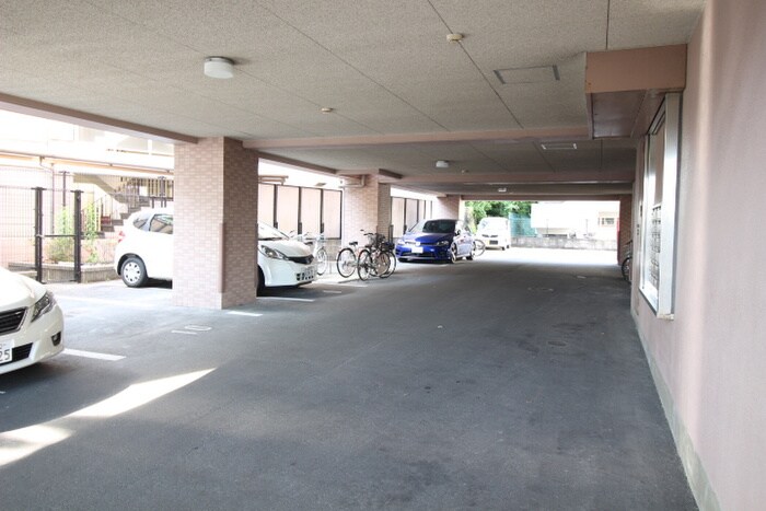 ハイネスト香椎参道の物件外観写真