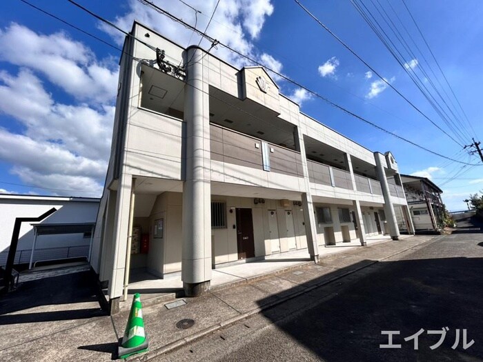 スモールガーデン巧の物件外観写真