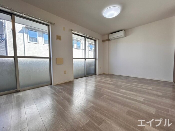 スモールガーデン巧の物件内観写真